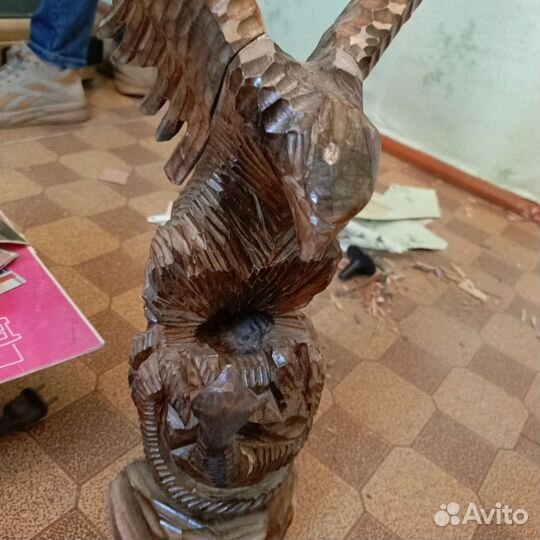 Деревянные статуэтки