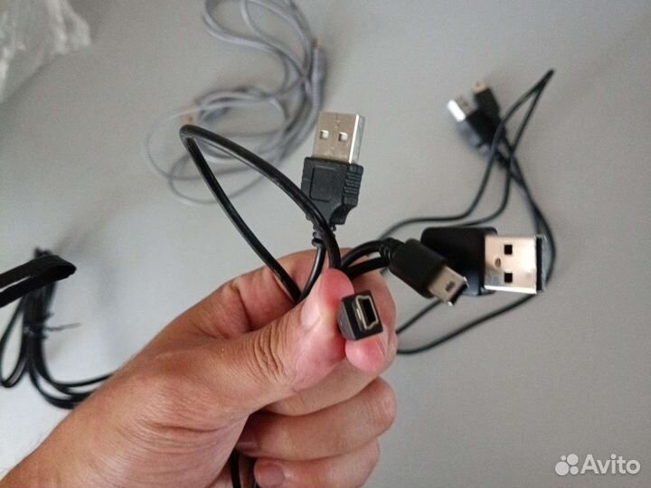 Зарядки Mini USB в машину и кабели