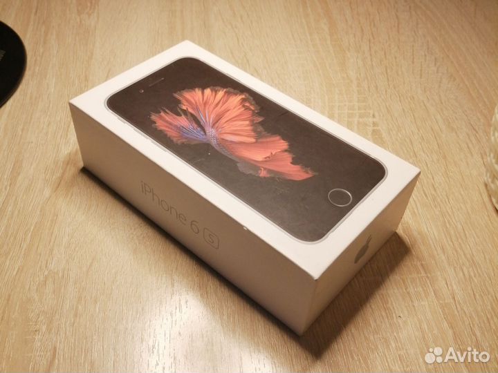 Коробка от iPhone 6s 32 gb