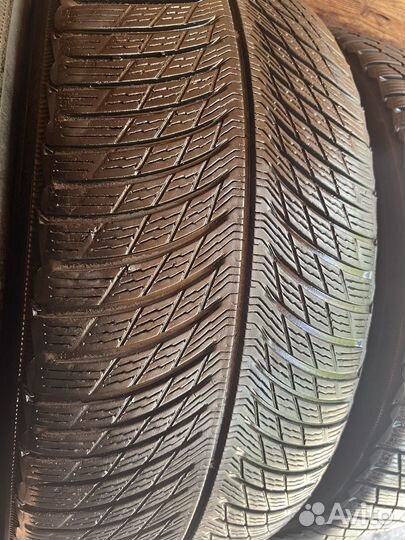 Michelin Pilot Alpin 5 SUV 275/45 R21 и 315/40 R21 115V