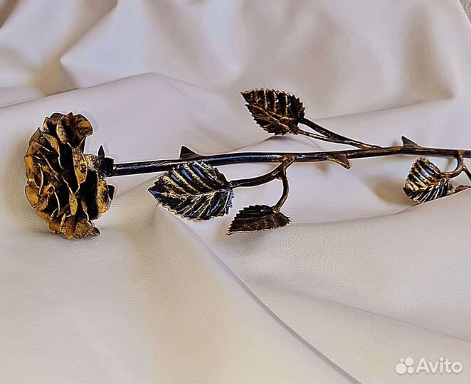 Кована роза №28