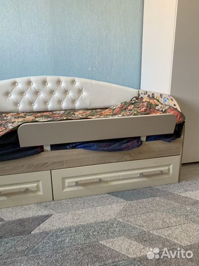 Сьемный бортик для детской кровати