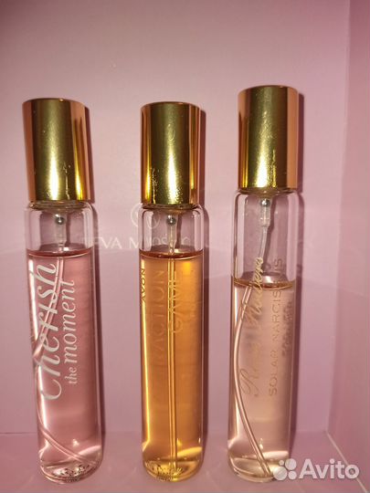 Avon миниатюры парфюма пакетом