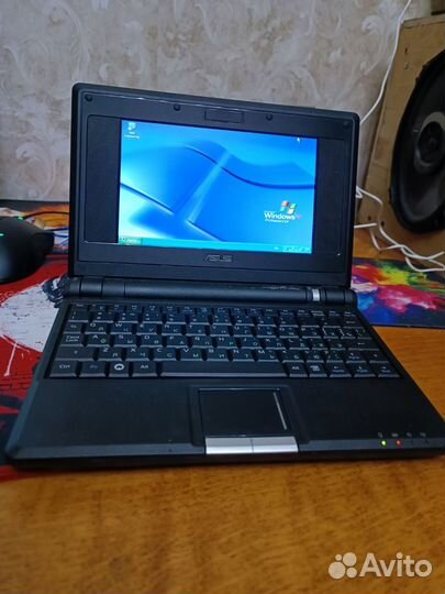 Asus 700 EEE Notebook PC на Windows XP