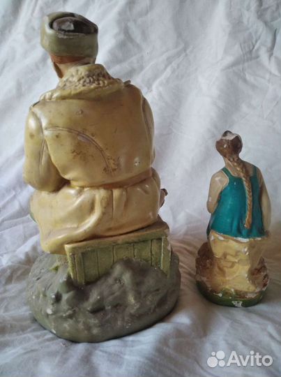 Статуэтка Василий Тёркин. Алёнушка