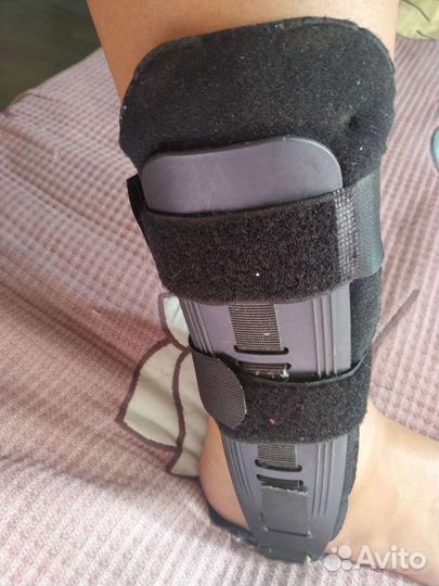 Ортез на голеностоп