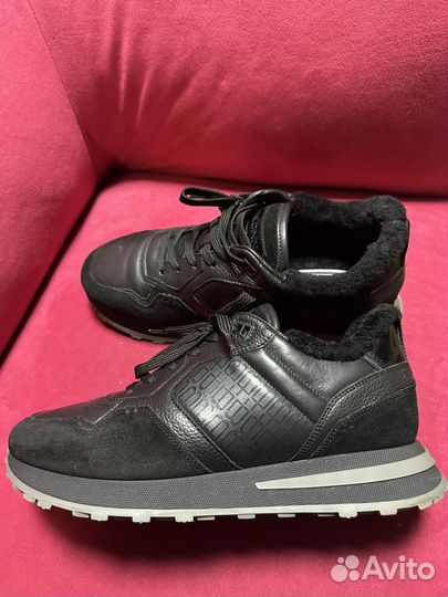 43 бу кроссовки на меху Baldinini