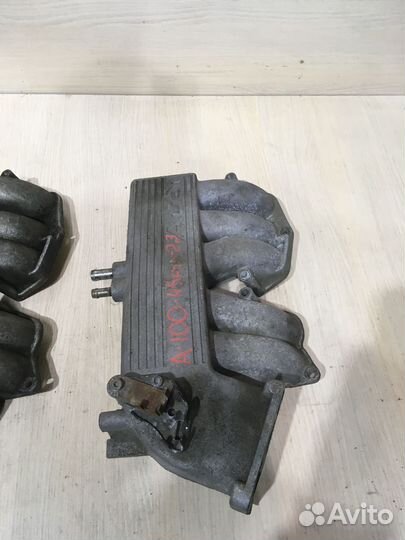 034133223J Впускной коллектор Audi 100