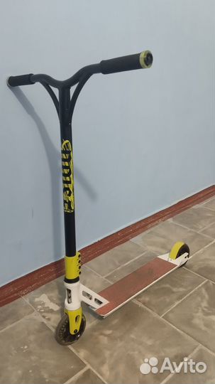 Трюковой самокат