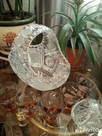 Хрустальная корзинка