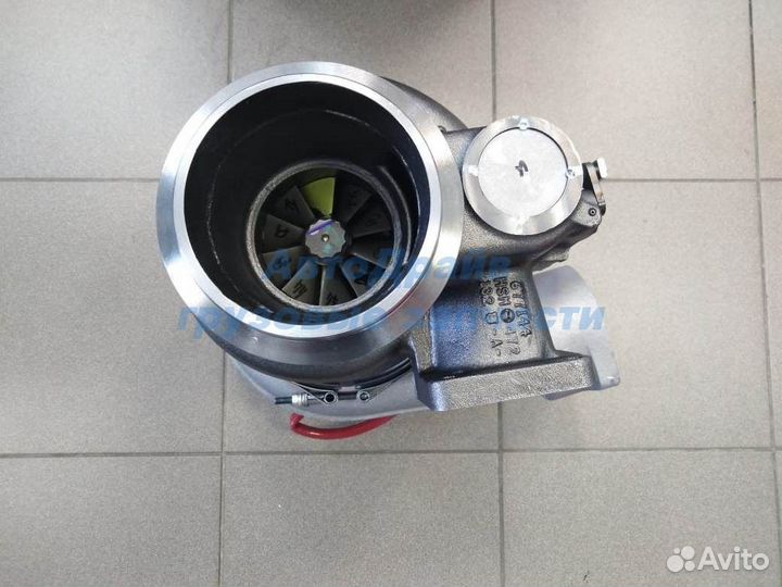 Турбина Катерпиллер двигатель 3406E