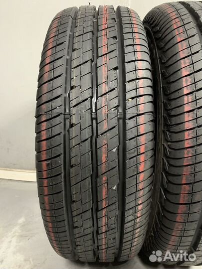 Continental Vanco 2 215/70 R15 109S