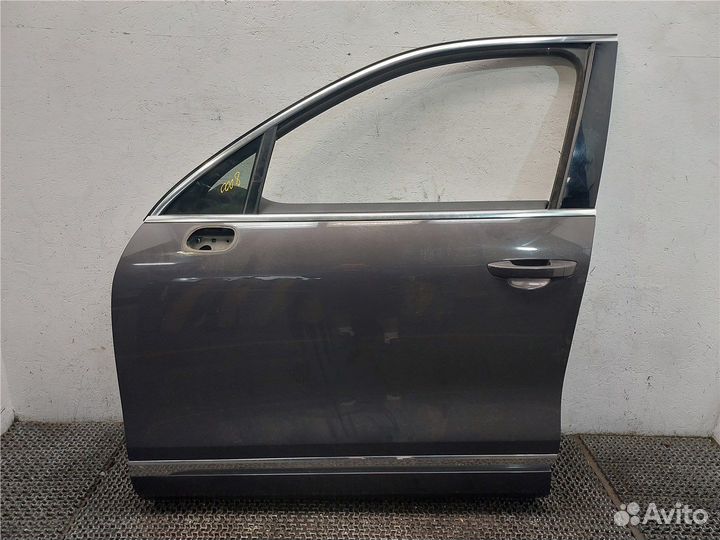 Замок двери Volkswagen Touareg, 2011