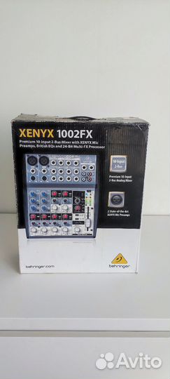 Behringer Xenyx 1002FX Микшерный пульт аналоговый