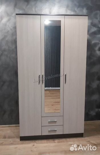 Шкаф 3х створчатый