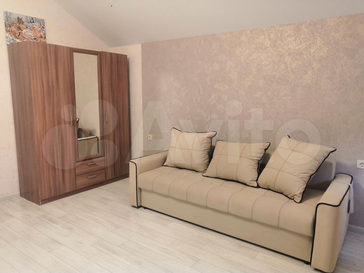 Комната 15 м², 2/2 эт.