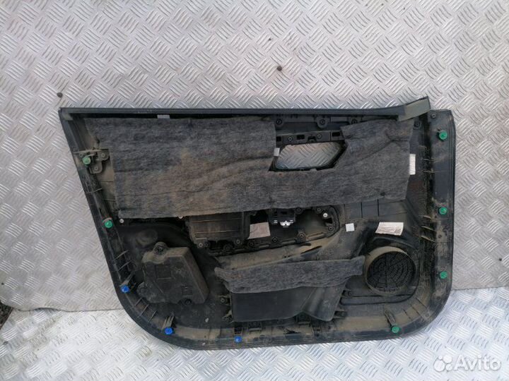 Обшивка двери передняя правая Kia Rio FB 1.6 G4FG