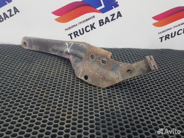 Кронштейн патрубка интеркулера Scania 5-series