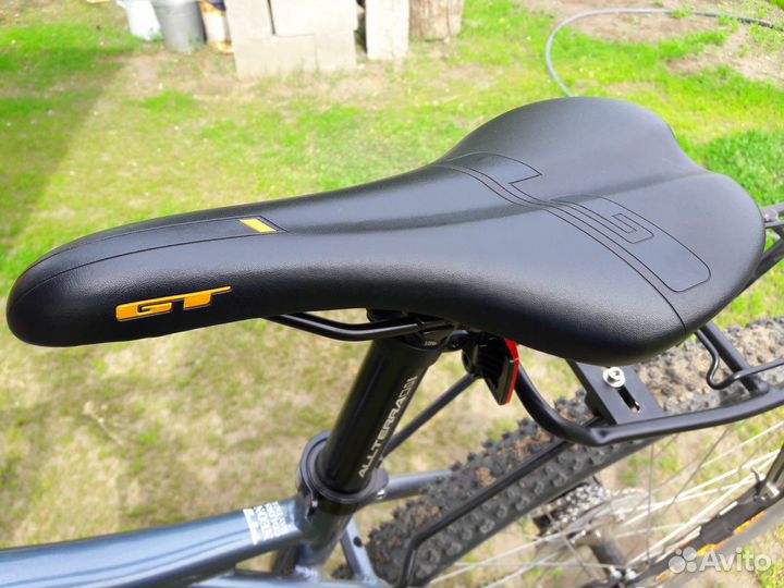 Седло велосипедное GT. Новое