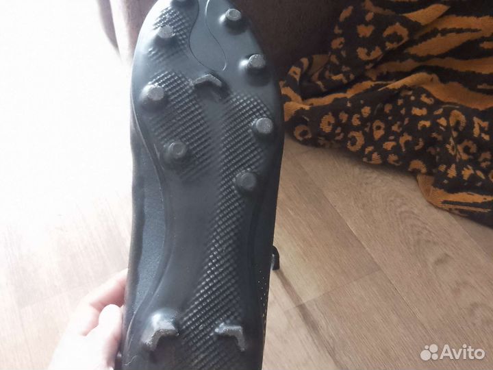 Бутсы шиповоные