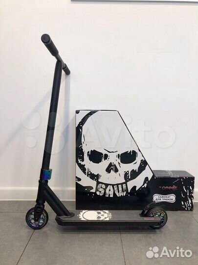 Самокат трюковый SAW Черный HIC