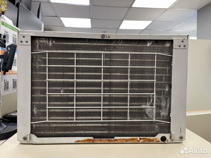 Оконный кондиционер LG LWH0560AGG (влш)