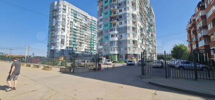 Торговая площадь, 65 м²