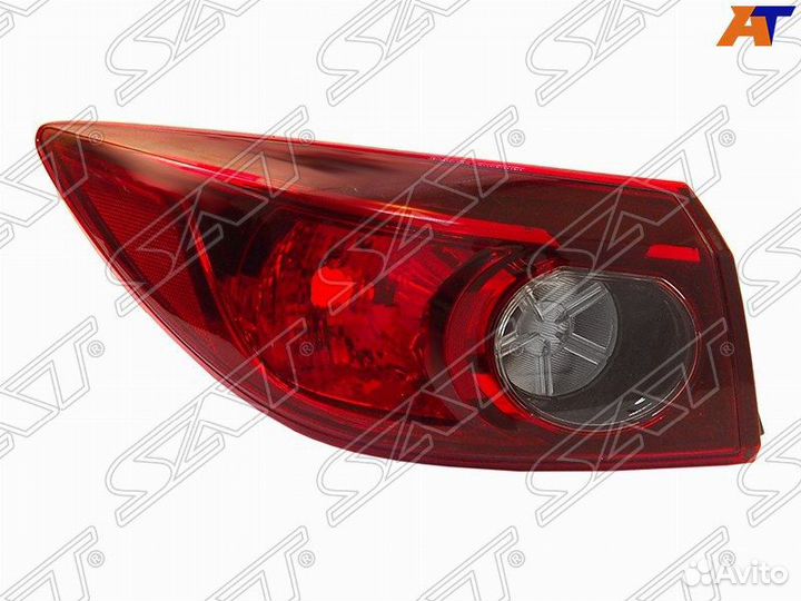 Фонарь левый задний в крыло Mazda Axela