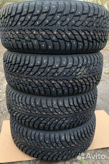 Nokian Tyres Hakkapeliitta 9 225/55 R17