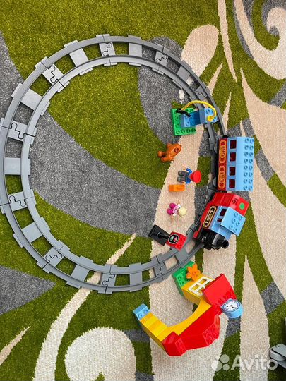 Поезд lego duplo