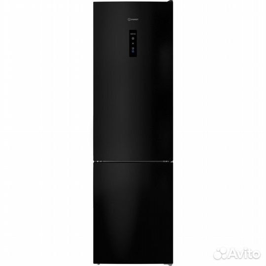 Холодильник Indesit ITS 5200 B