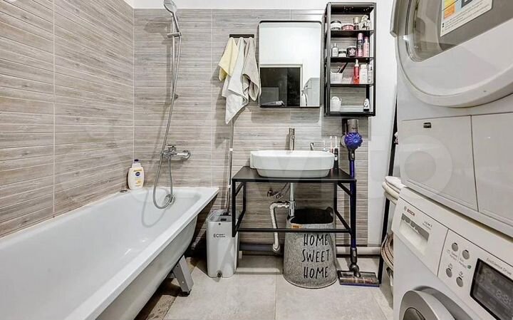 2-к. квартира, 53 м², 10/16 эт.