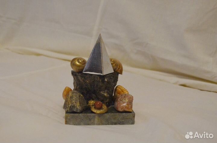 Поделки из окаменелостей