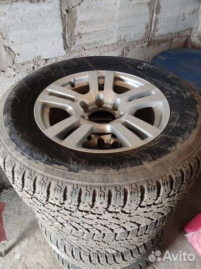 Nokian Tyres Hakkapeliitta 5 275/60 R17