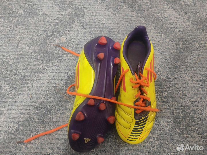 Бутцы adidas 32