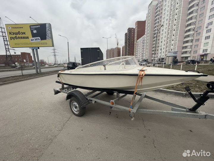 Лодка радуга и мотор mercury 9.9