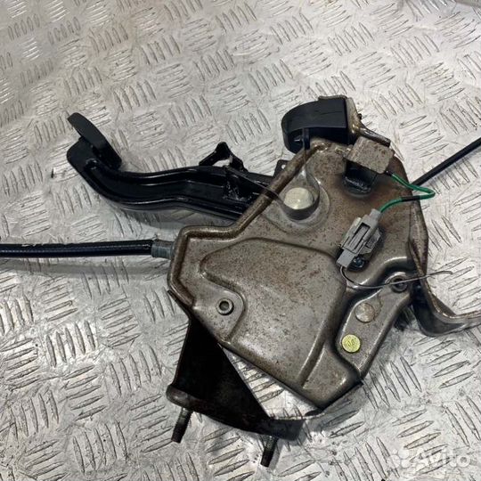 Педаль стояночного тормоза Toyota Chaser LX90 2LTE