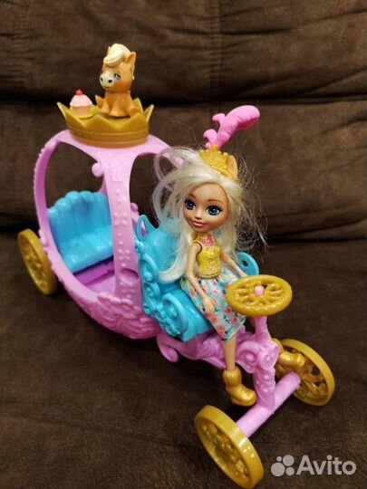 Enchantimals карета
