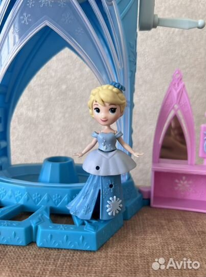 Игрушка Замок Эльзы «сделай волшебный лед»