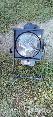 Фонарь прожектор