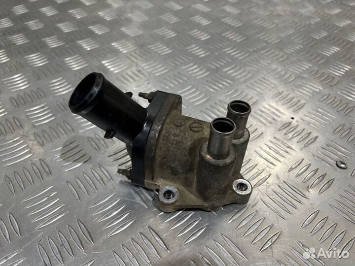 Термостат Toyota Rav 4 2.0 2010