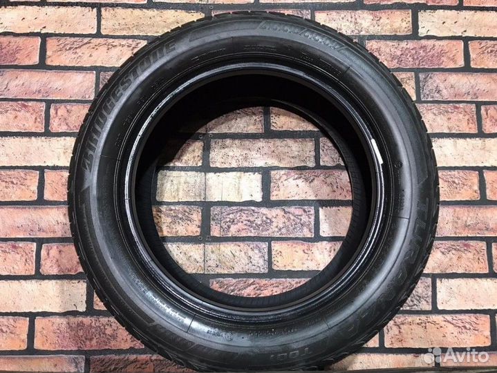 Bridgestone Turanza T001 205/55 R16