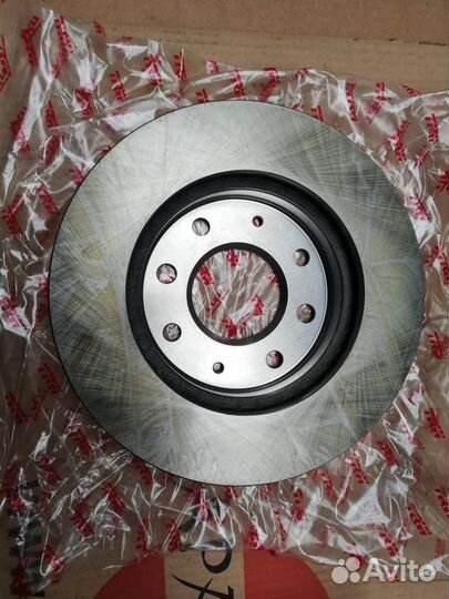 Диск тормозной TRW Mitsubishi Galant DF4032