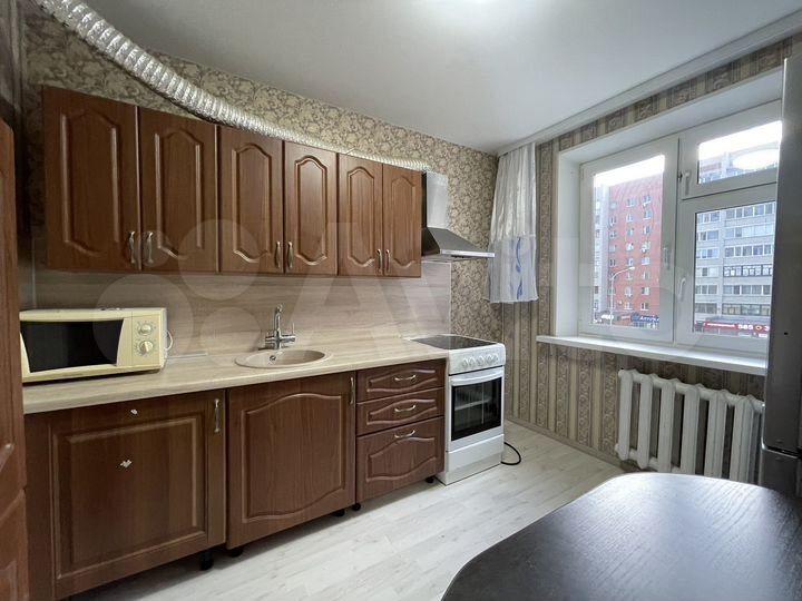 3-к. квартира, 75 м², 4/9 эт.