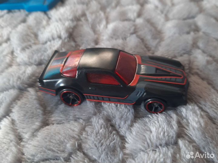 Машина Hot Wheels