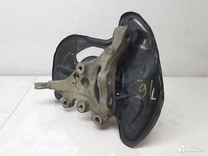 Кулак поворотный передний левый Mercedes-Benz E