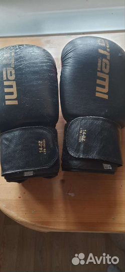 Боксерские перчатки everlast 14 oz