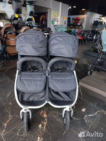 Прогулочная коляска Bumbleride Indie Twin