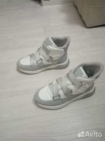 Кроссовки зимние