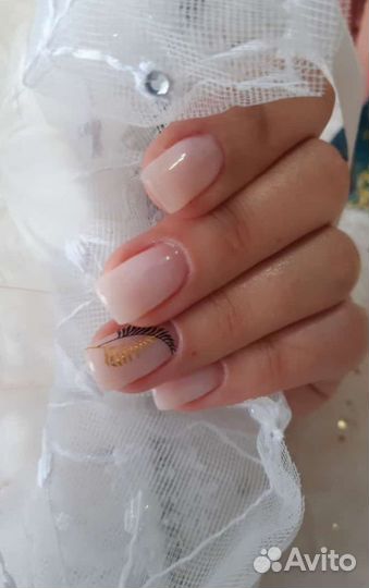 Маникюр и педикюр